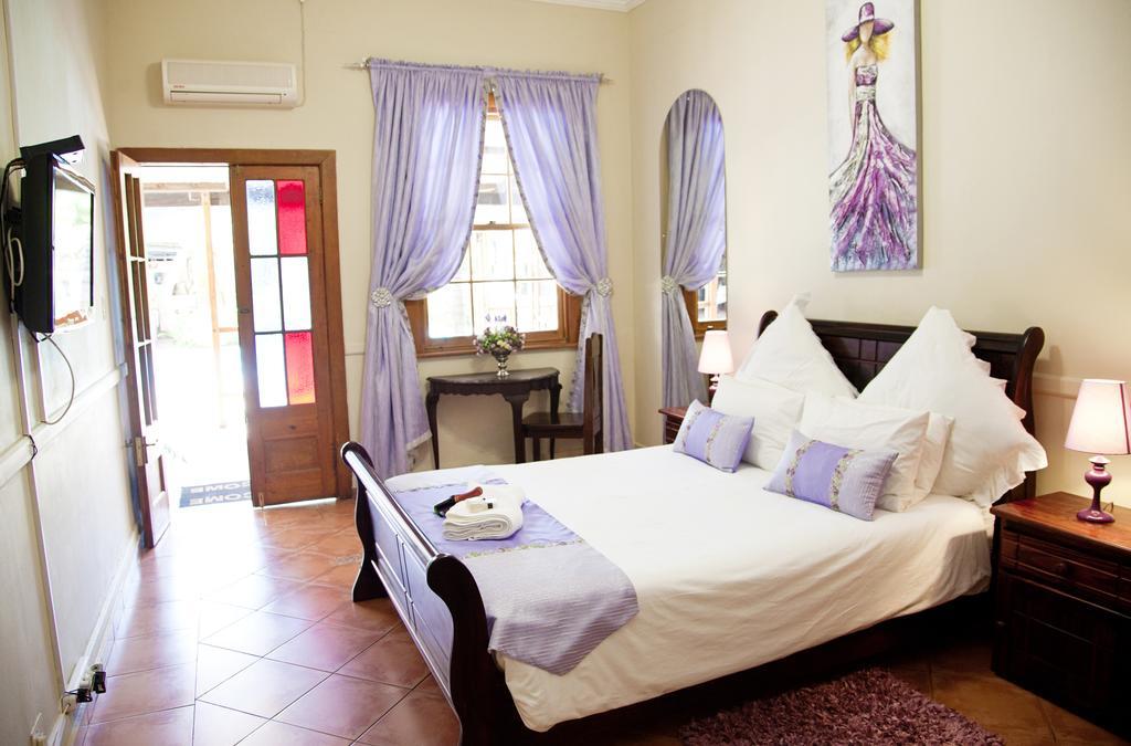 Dei Gratia Guest House Мусина Экстерьер фото